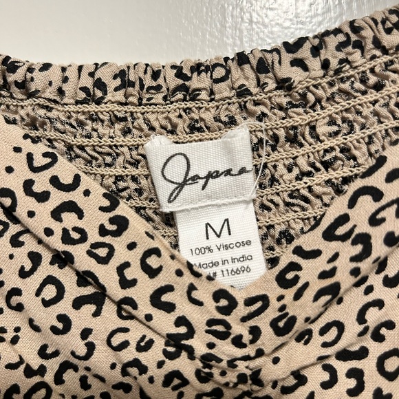 Animal Print Top - Picture 3 of 3